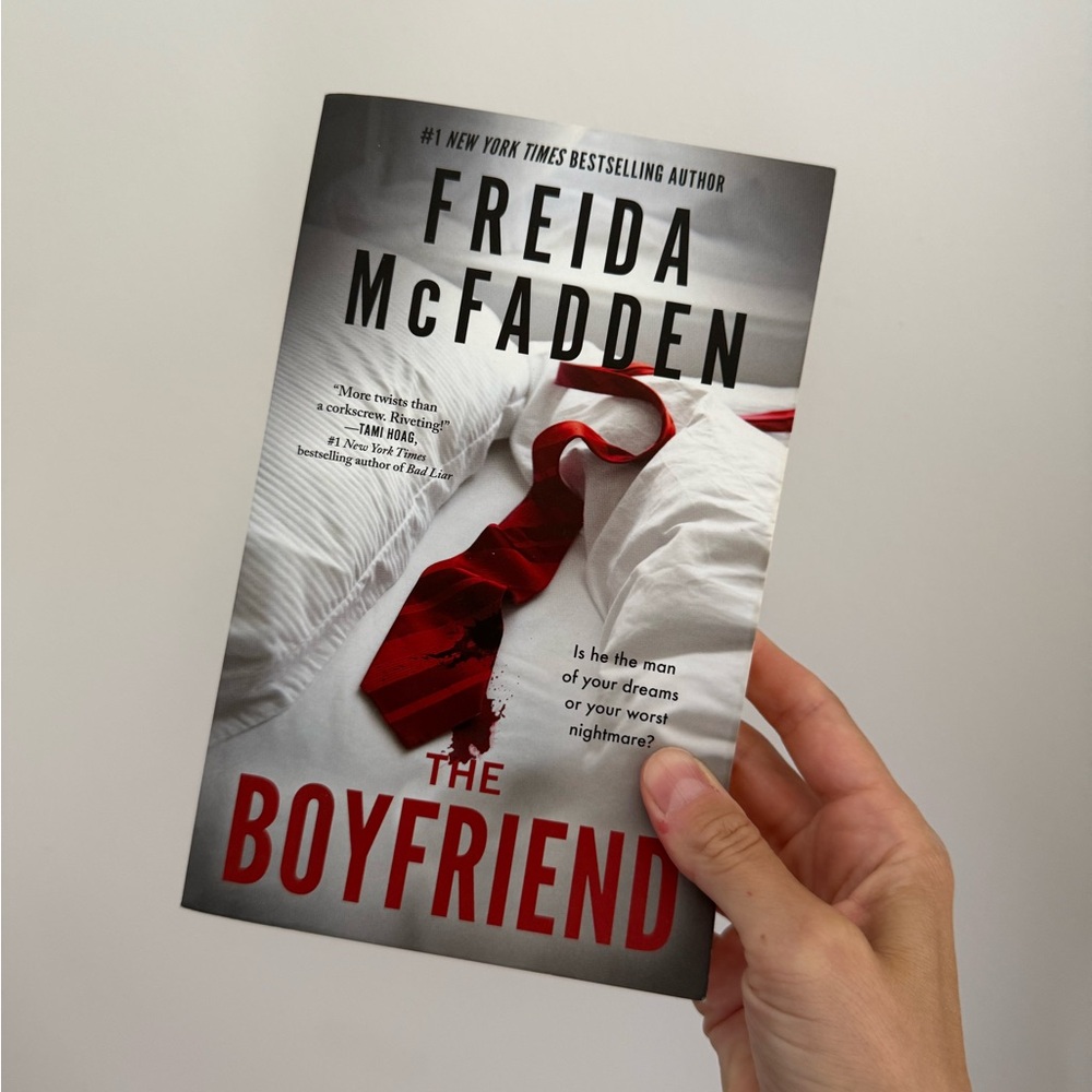 The Boyfriend by Freida McFadden Book